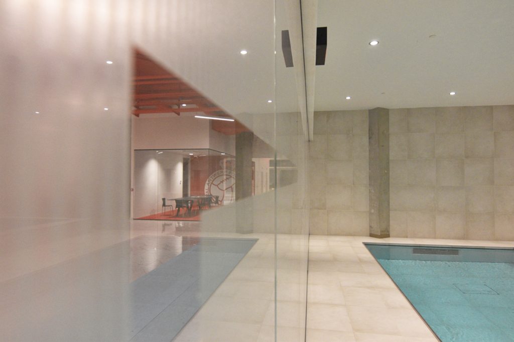 Specials for residential pools 25 | zwembadtechniek Particulier_RAFC_beweegbare vloer met schuinstelling-08