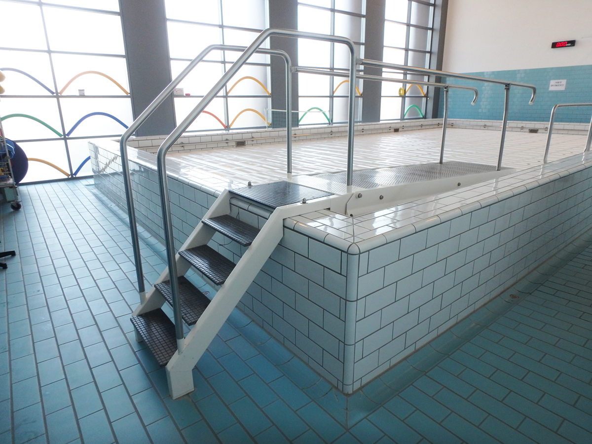 Movable floor for a hospital to work on rehabilitation of patients-01