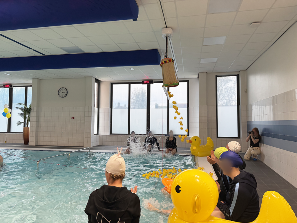 Opening therapiebad Vogellanden Zwolle 02 1 - tieleman zwembadtechniek