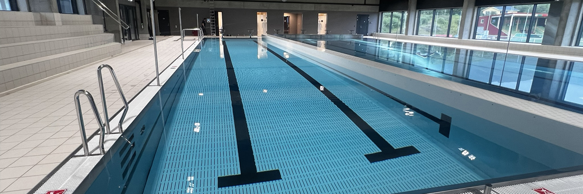 NO-Oksnesbadet-Movable-floor-with-hinged-wall-public-pool-06